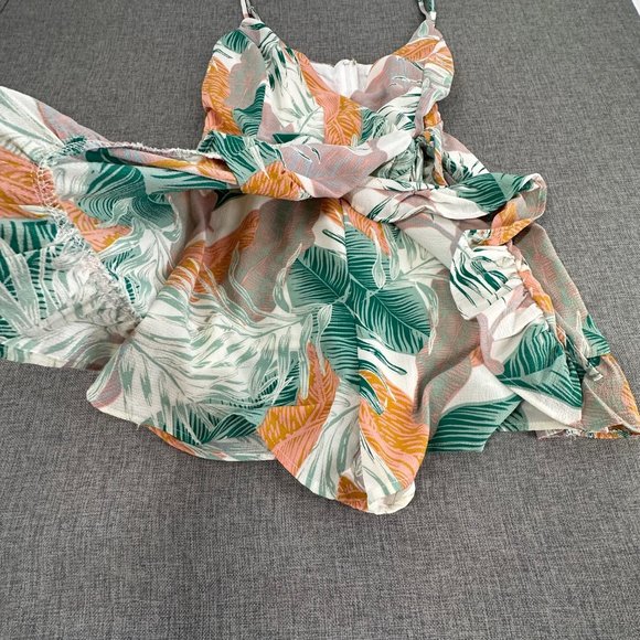 MOD On Trend Floral‎ Wrap Romper  V-Neck Ruffled Trim Spaghetti Straps Medium - Picture 5 of 16